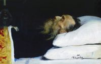 Историк Николай Иванович Костомаров в гробу. 1885 - Репин